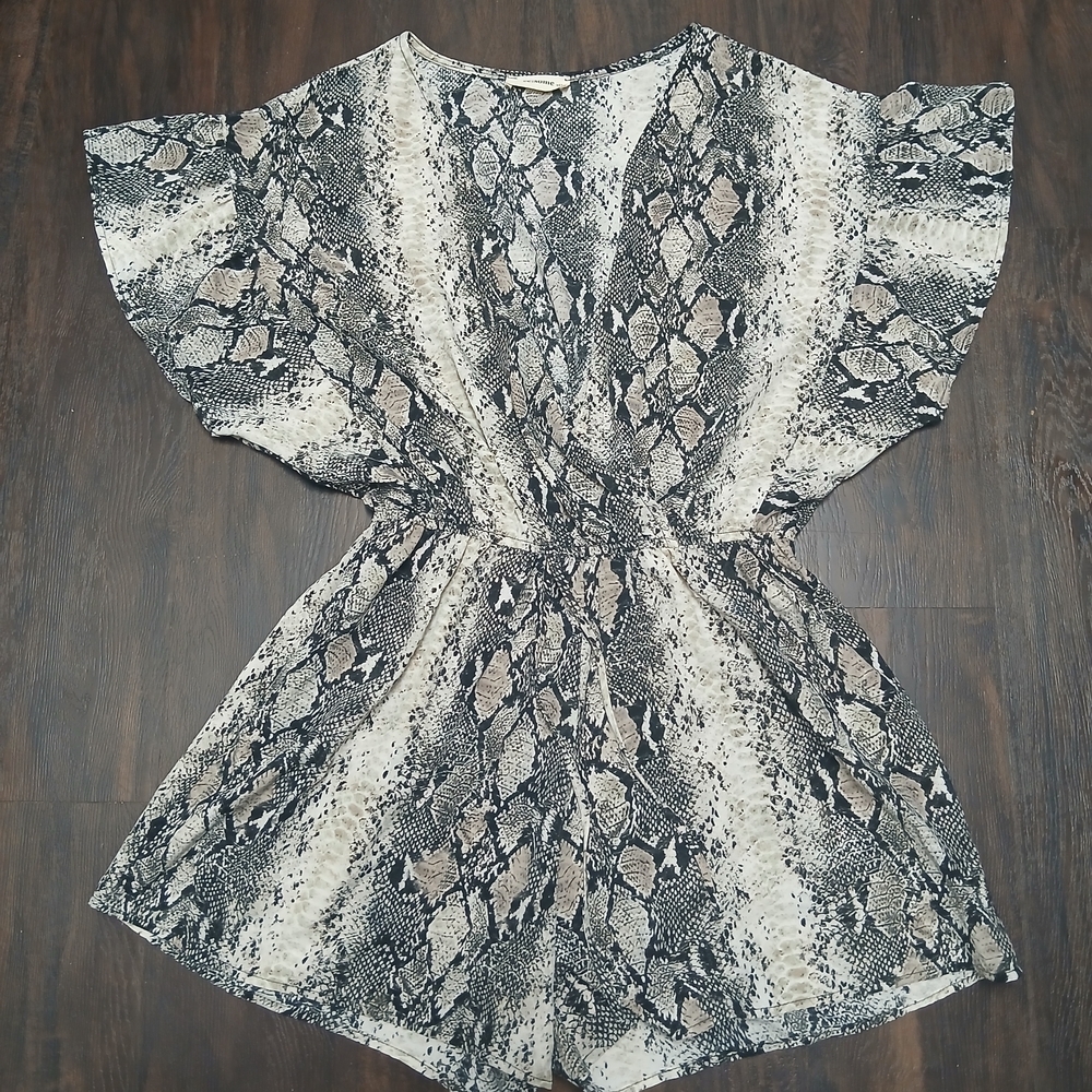 Eesome‎ Snakeskin Print Jumpsuit - Black and Cream